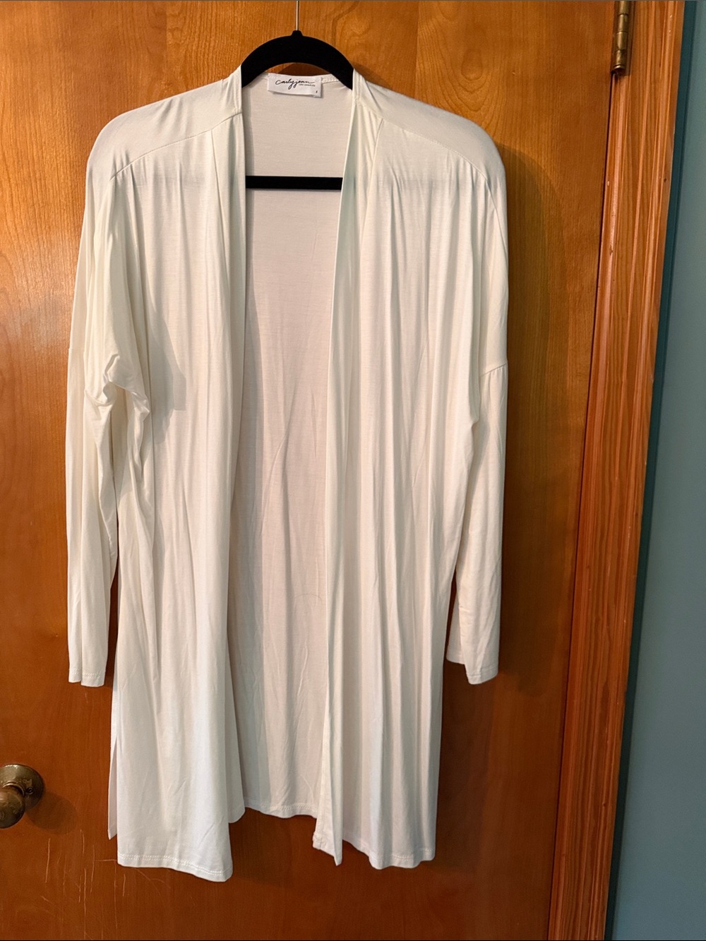 Carly Jean Los Angeles Lightweight Open Front Cardigan in Ivory